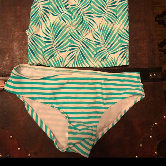 🎈*NEW*  2 Piece Bathing Suit (Girls, 12 PLUS) 🎈 - Picture 2 of 3
